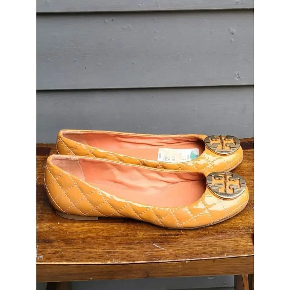Tory Burch Reva Peach Quilted Patent Leather Flats size 7 NWT stained